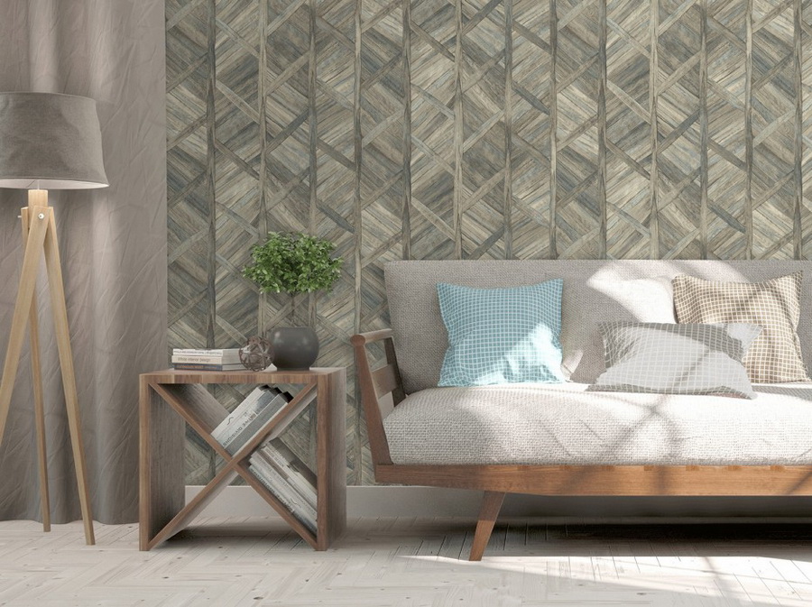 "Escapade" от UGEPA (Франция)