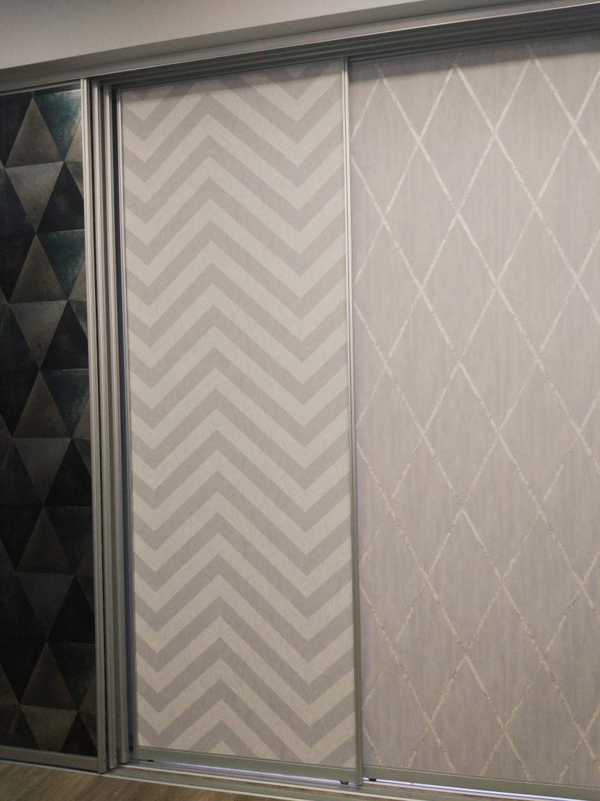 Благодарим за поклейку обоев фирму «Радуга ремонта»