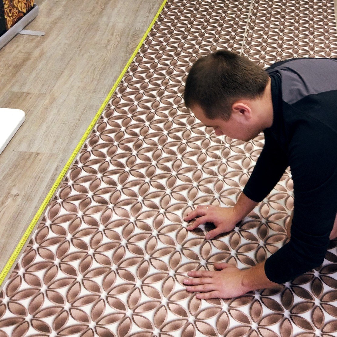 Благодарим за поклейку обоев фирму «Радуга ремонта»