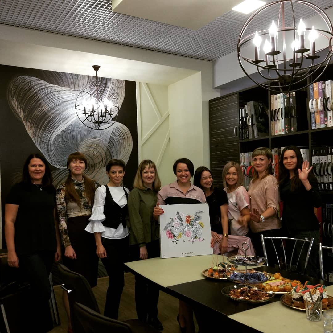 Знакомьтесь, это Галина - представитель компании surgaz.ru!