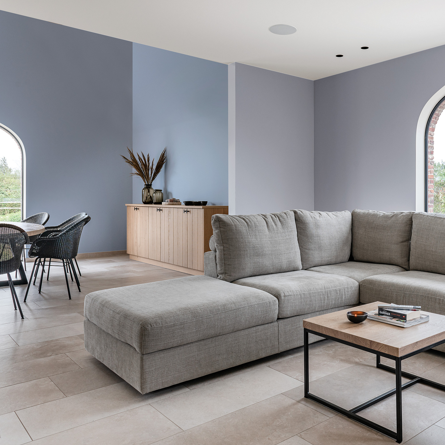 Коллекция обоев "77 colors" от HYGGE (Россия)