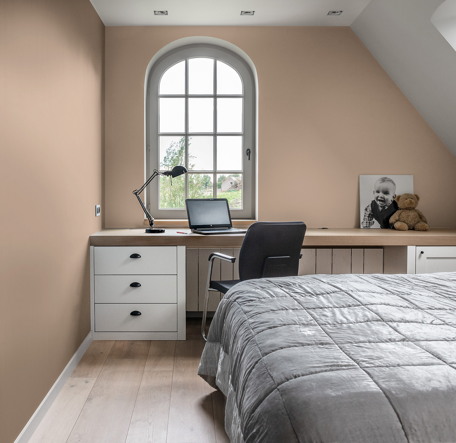 Коллекция обоев "77 colors" от HYGGE (Россия)